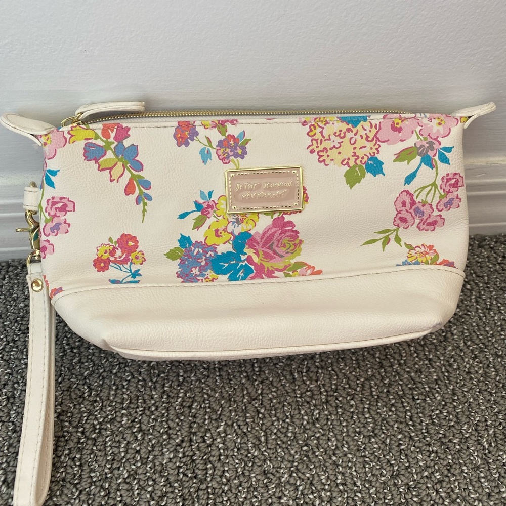 Betsey Johnson wristlet/cosmetic bag
